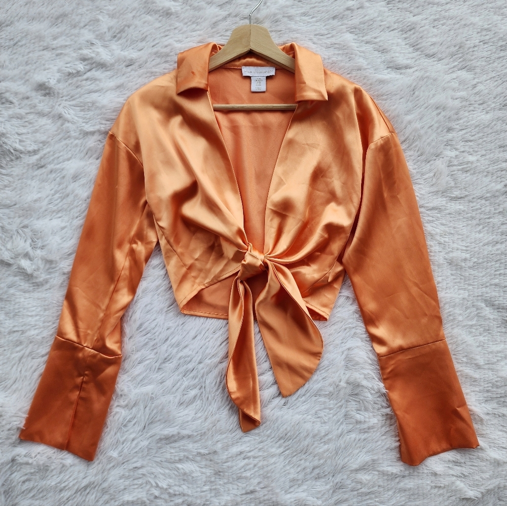 House of Harlow Satin Orange Tie‎ Front Crop Top